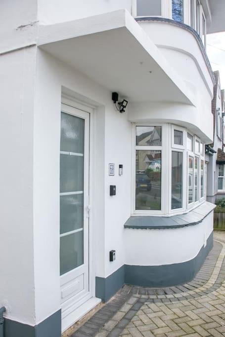 サウスエンド・オン・シーStylish Retreat In Leigh-On-Seaアパートメント エクステリア 写真