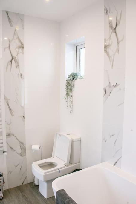 サウスエンド・オン・シーStylish Retreat In Leigh-On-Seaアパートメント エクステリア 写真